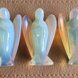 Opaliet - Opaline Engel: 2x3.5x6 (dxbxh) - 65 gram - Gouden LeMUria Moeder Maria Trilling