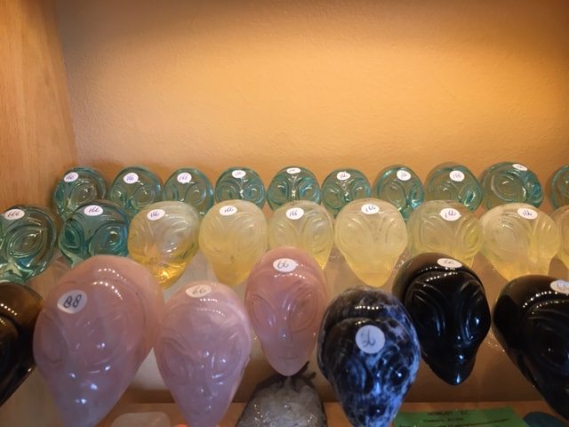 Andara Blauwe Obsidiaan Traveler Alien Skull: Speciaal voor Sjamanen, Aardehealing & Lichtwerk = 5x3x3.2 cm - Afbeelding 5