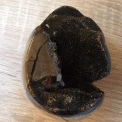 Septarie Ei nr 7: 9x6.5 cm (hxb) - Drakensteen Geode - Madagaskar