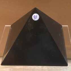 Shungit Piramide 1: 8 x 8 x 8 cm (lxbrxh)