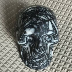 Spiderweb - Lijn Jaspis Skull 1 = Heksensteen