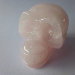 Rozenkwarts Skull 13