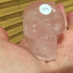 Rozenkwarts Skull 22