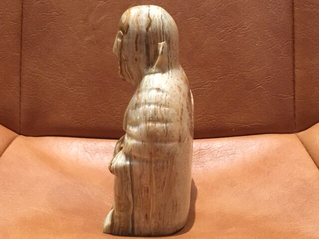 Aragoniet Boeddhin nr 2: 4.5x8x11 cm (dxbxh) - 535 gr - Afbeelding 2