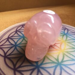 Rozenkwarts Alien Skull MINI nr 9 - Hathor & Venus - Gouden LeMUria Trilling