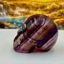 Fluoriet Skull 12 - Paars: 5.5 x 3.5 x 4.4 cm (lxbxh) - 121 gr