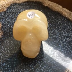 Calciet Lichtgele Skull 16: Bevat Gouden Inca Tijdscodes = 5 x 3.5 x 3 cm