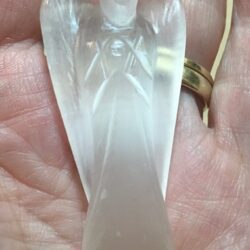 Seleniet Wit Engel: 5.5x2.7x1.5 cm (hxbxd)