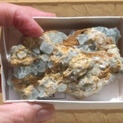 Fluoriet ruw 2: 8.5x5x3 cm (lxbxh) - 170 gr