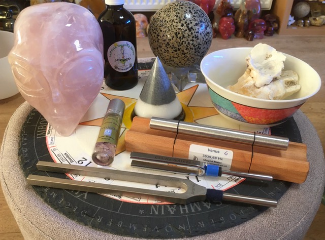 05) NIER MERIDIAAN Sterrenbeelden STIER & WEEGSCHAAL-VENUS: Klank Piramide + Soulfeggio 639 Hz Sound Healing MP3 05: 22.15 min - Afbeelding 11