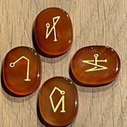 Carneool: 4 Regenboog Aartsengelen Michaëla-Gabriëla-Uriëla-Raphaëla: Talismansteen Set