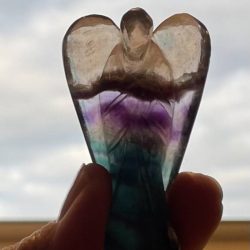 Fluoriet Engel 2: 5.5 x 3.3 x 1.5 cm